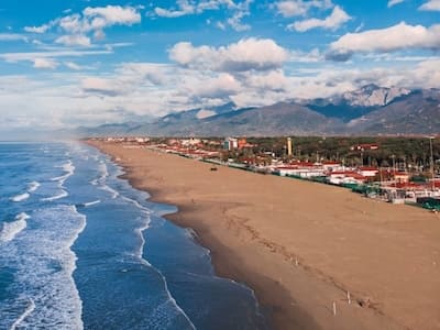 Appuntamenti donna cerca uomo Viareggio - Spiaggia