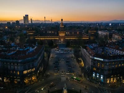 Esperienze indimenticabili donna cerca uomo Milano - Castello Sforzesco