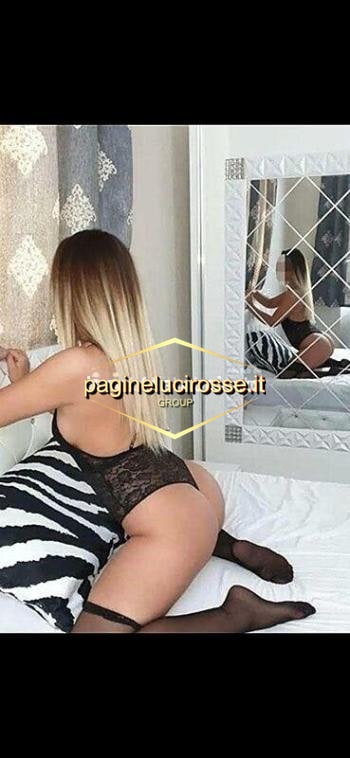 Lia Arezzo