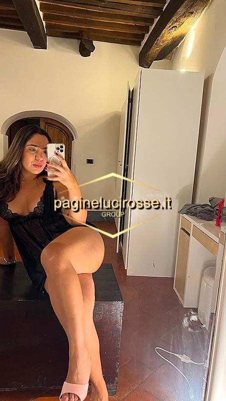 LÍVIA Arezzo