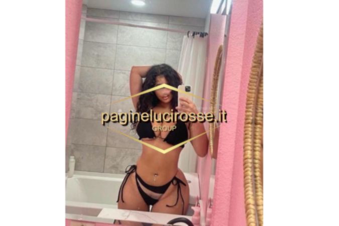 incontri per sesso Napoli Varcaturo - PERLA - 3509579156