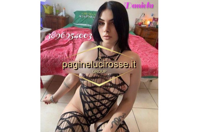 girls Napoli Vomero - Daniela  - 3896954003