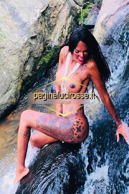 girls Massa-Carrara