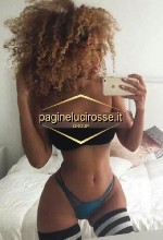 escort cerca uomo per sesso Brindisi